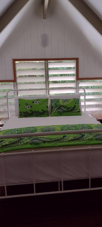 Gingerbread Cottage And Studio Fiji Savusavu Extérieur photo